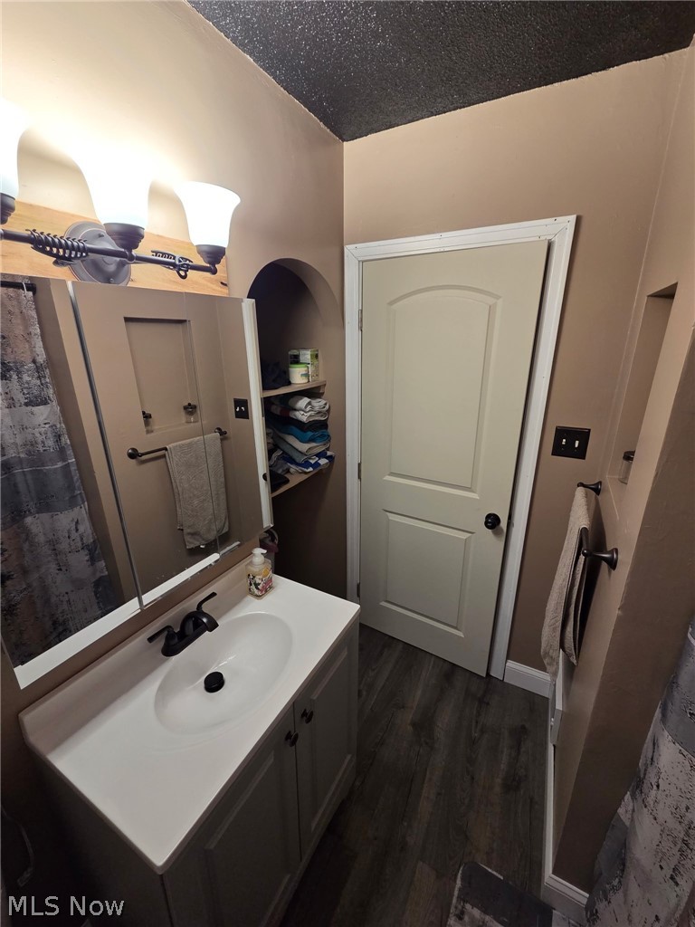 210 Biggs Avenue Conesville OH 43811