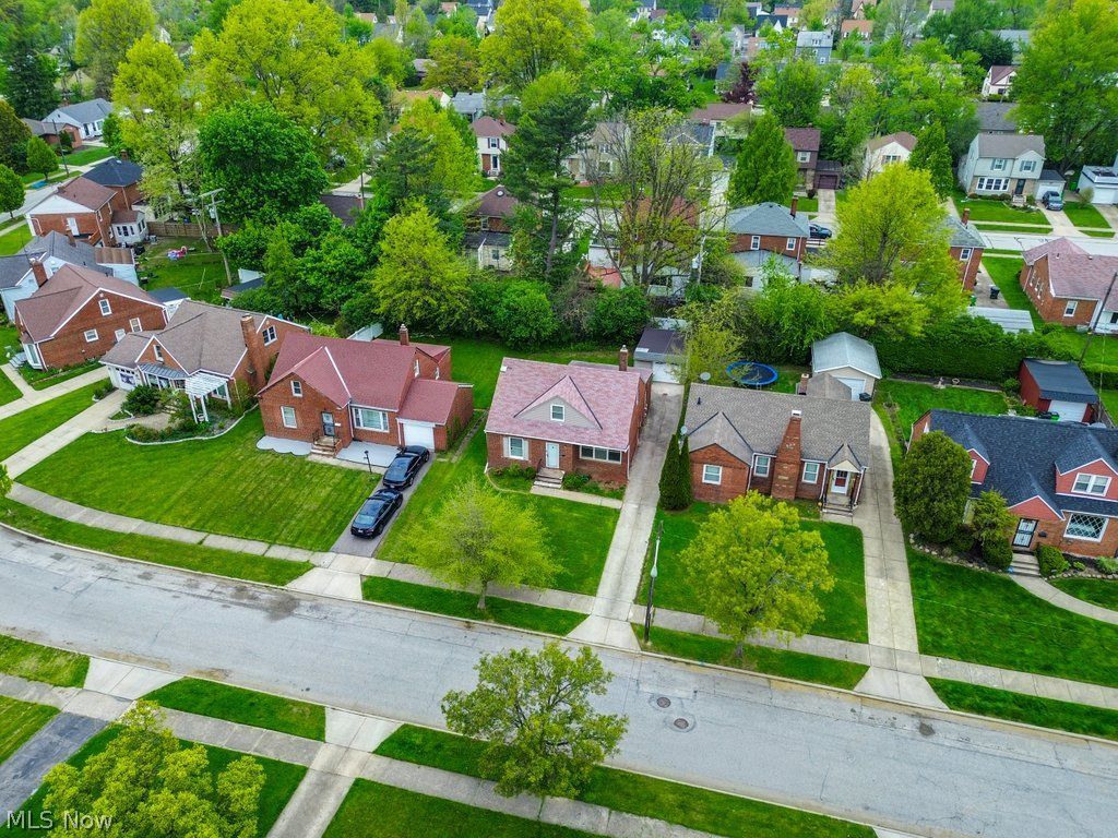 3771 Colony Road South Euclid OH 44118