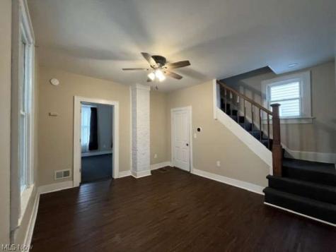 382 Kling Street Akron OH 44311