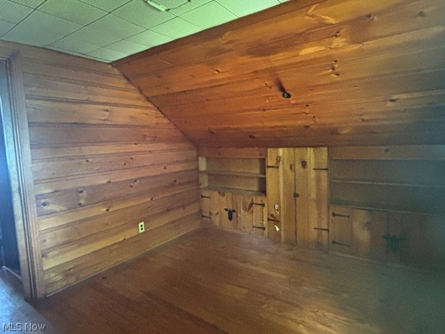 2378 Linda Drive NW Warren OH 44485