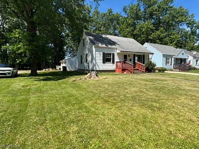 2378 Linda Drive NW Warren OH 44485