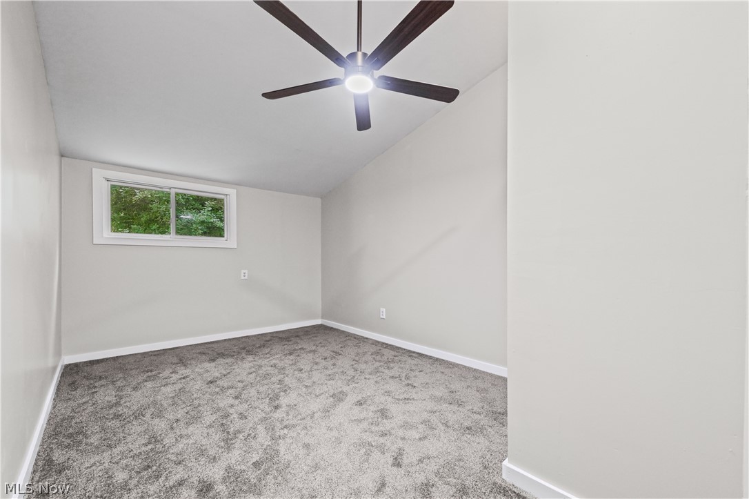 5519 N Freedom Street Ravenna OH 44266