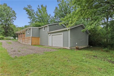 5519 N Freedom Street Ravenna OH 44266