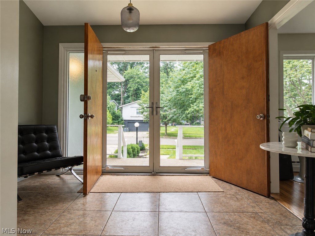 1333 Shanabrook Drive Akron OH 44313