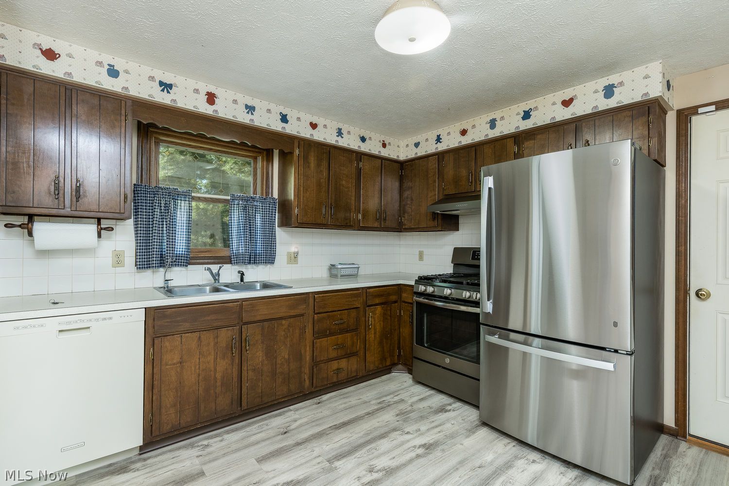 11195 Sagebrush Avenue NE Uniontown OH 44685