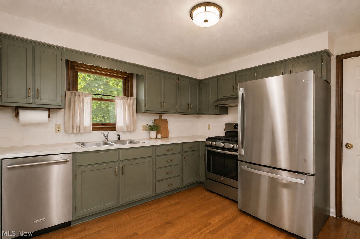 11195 Sagebrush Avenue NE Uniontown OH 44685