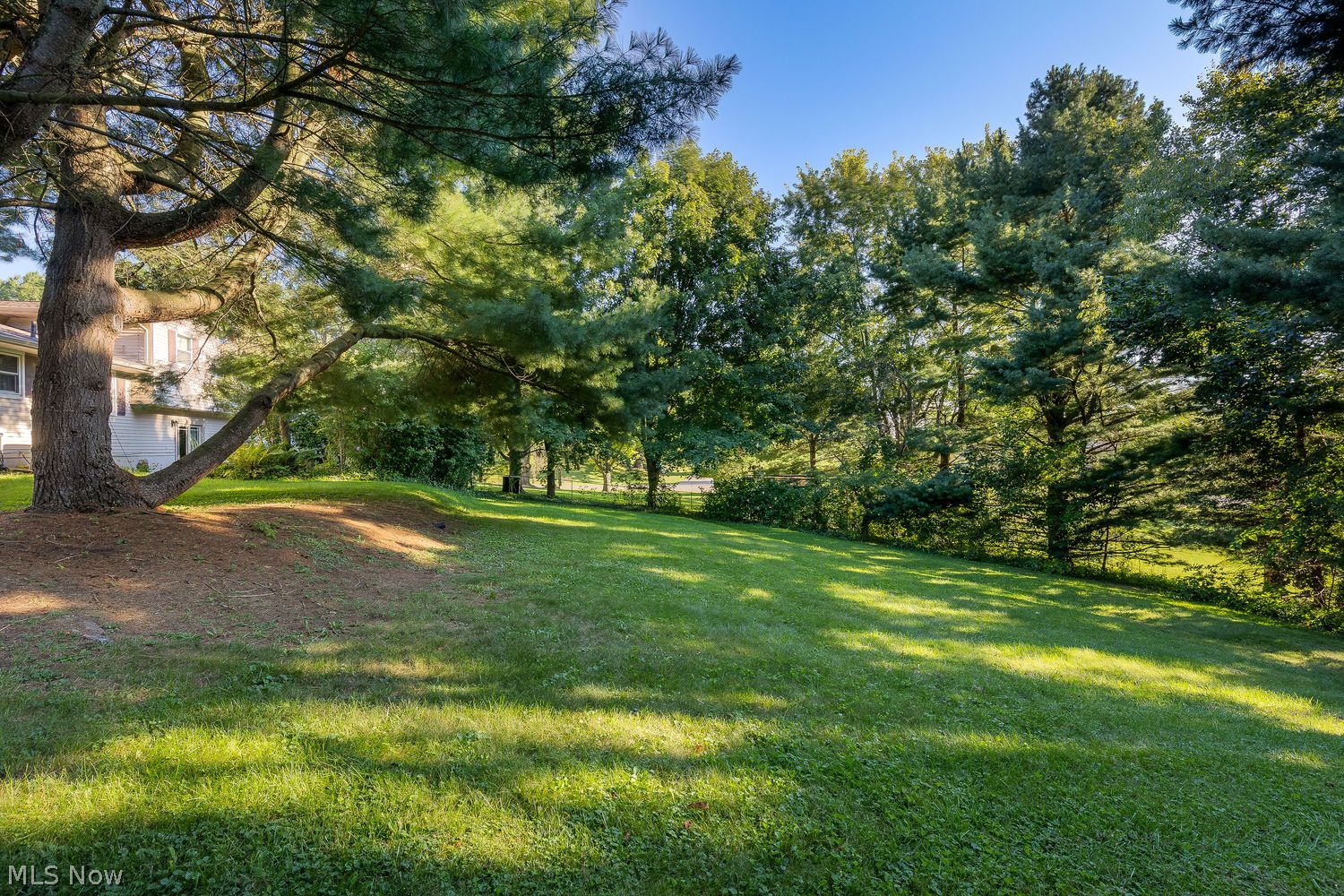 11195 Sagebrush Avenue NE Uniontown OH 44685