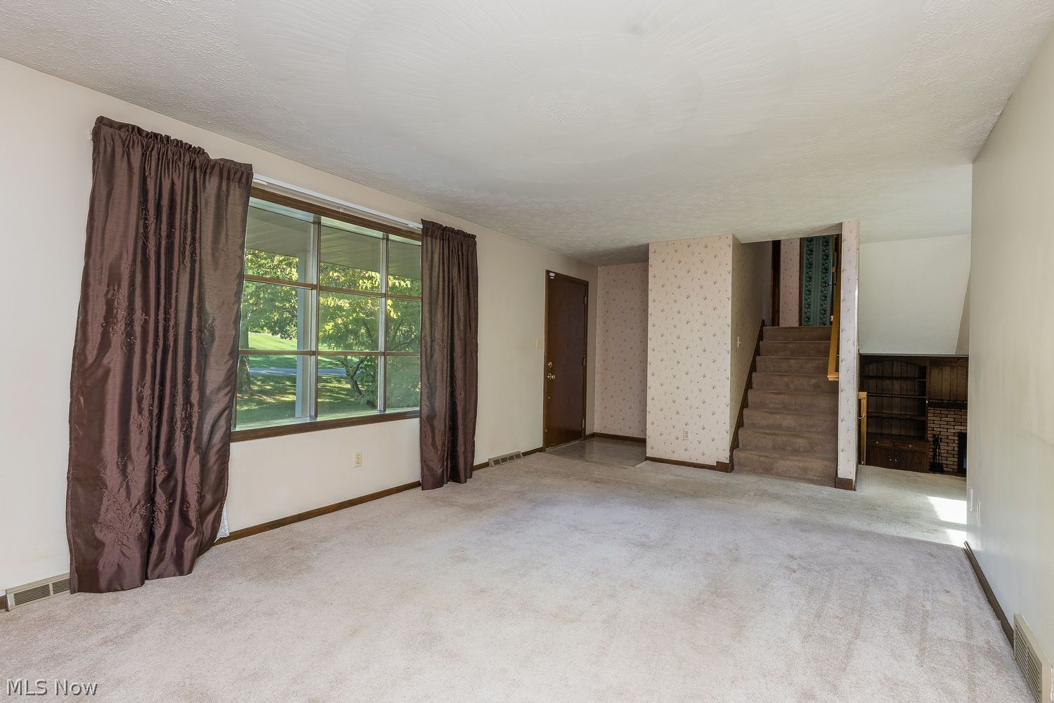 11195 Sagebrush Avenue NE Uniontown OH 44685