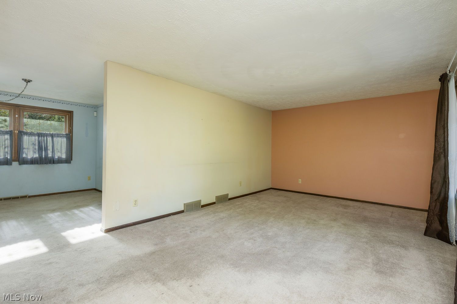 11195 Sagebrush Avenue NE Uniontown OH 44685