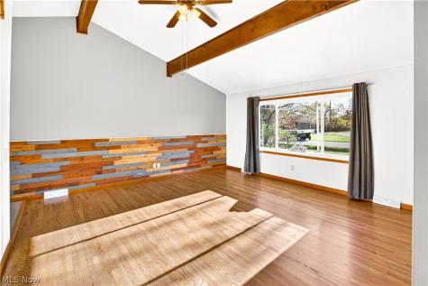 889 Pennys Drive Brunswick OH 44212