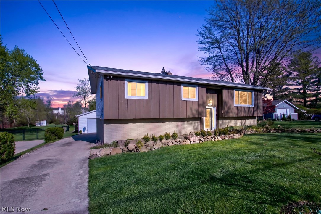 889 Pennys Drive Brunswick OH 44212