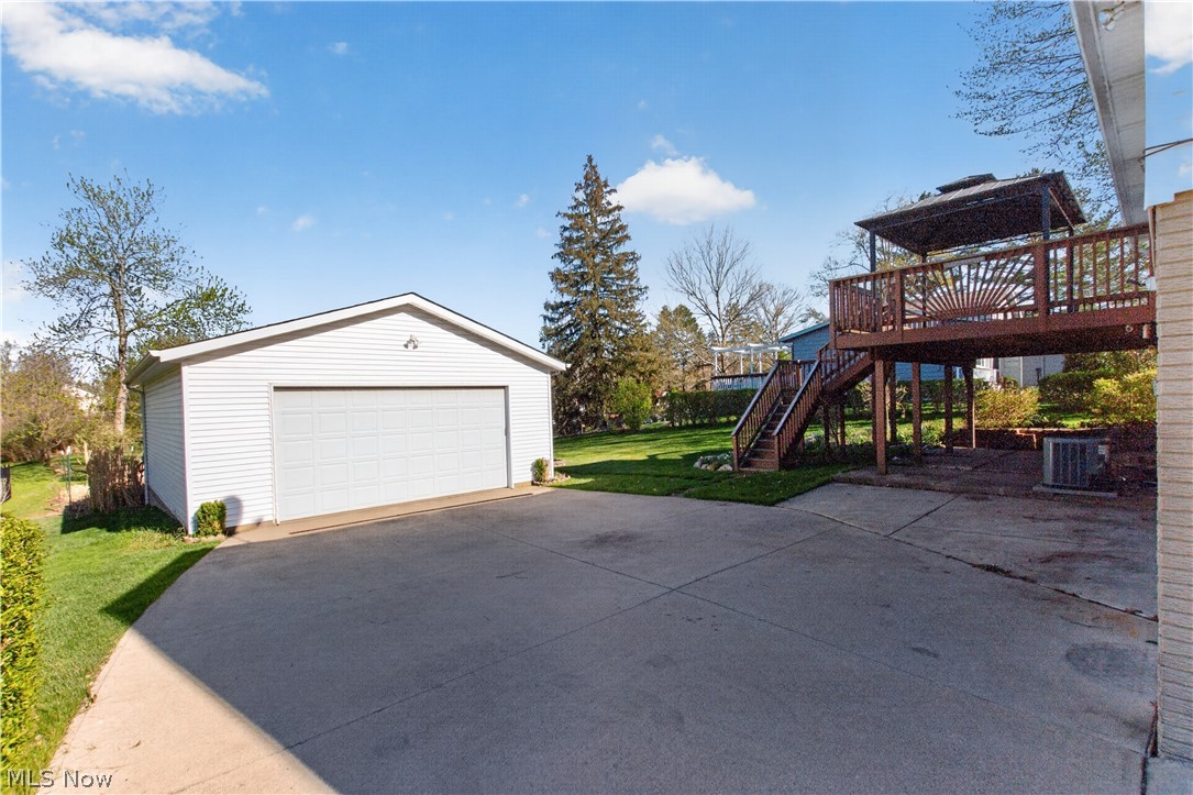 889 Pennys Drive Brunswick OH 44212