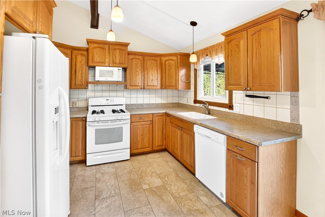 889 Pennys Drive Brunswick OH 44212