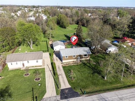889 Pennys Drive Brunswick OH 44212