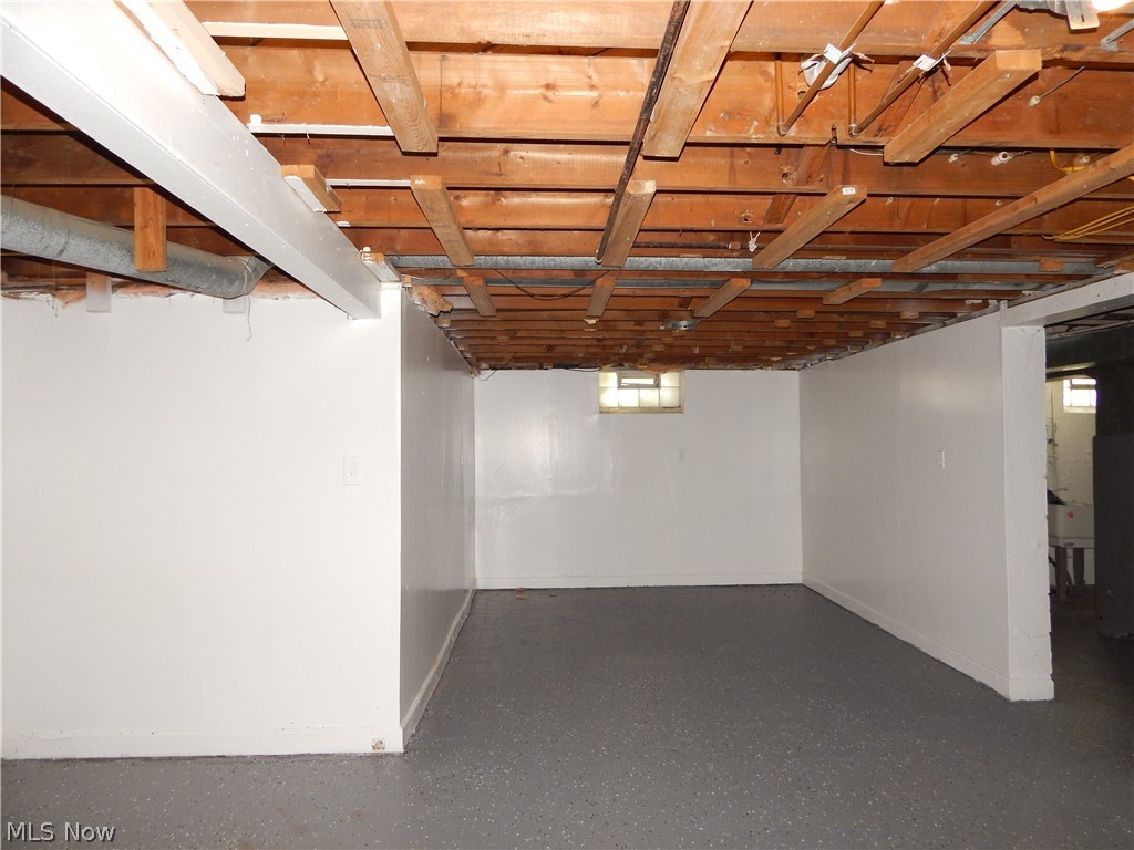14118 Kennerdown Avenue Maple Heights OH 44137