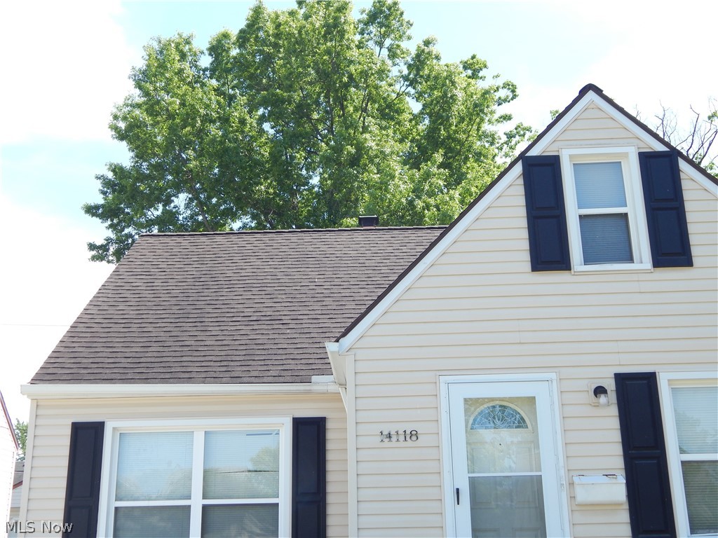 14118 Kennerdown Avenue Maple Heights OH 44137