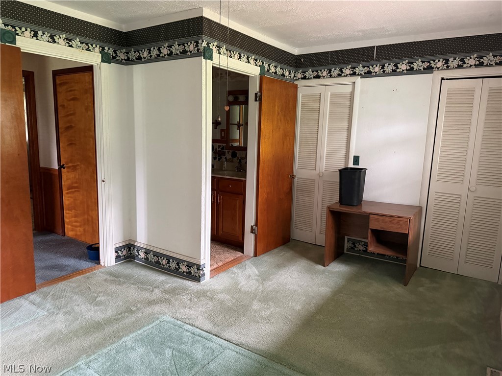 6727 Girdle Road West Farmington OH 44491