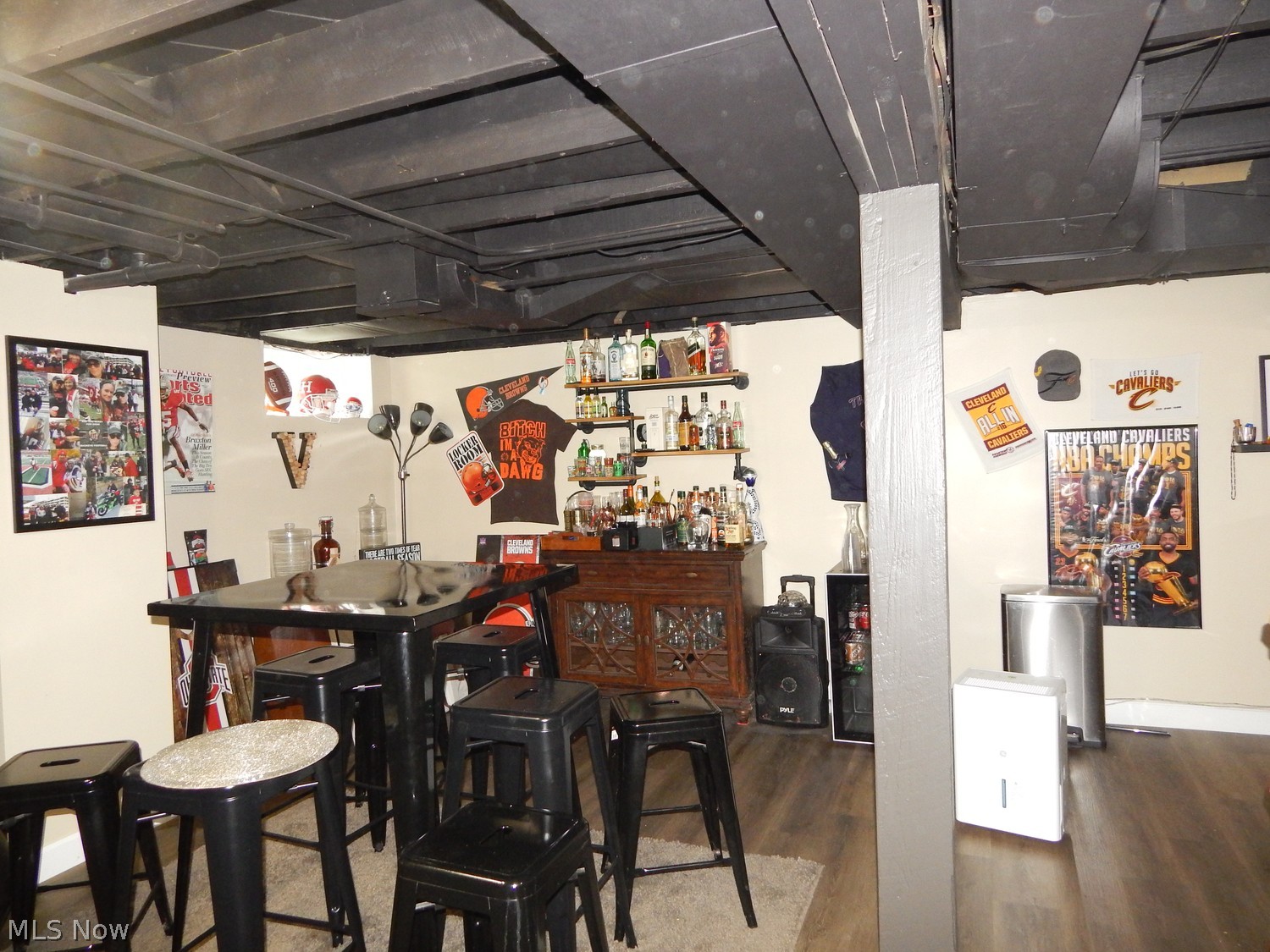 2045 Revere Road Cleveland Heights OH 44118