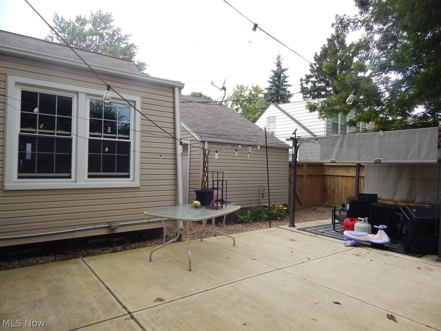 2045 Revere Road Cleveland Heights OH 44118