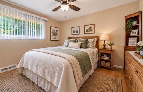 8071 Meadowdale Drive Mentor OH 44060