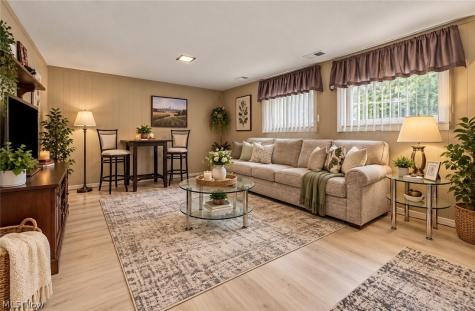 8071 Meadowdale Drive Mentor OH 44060