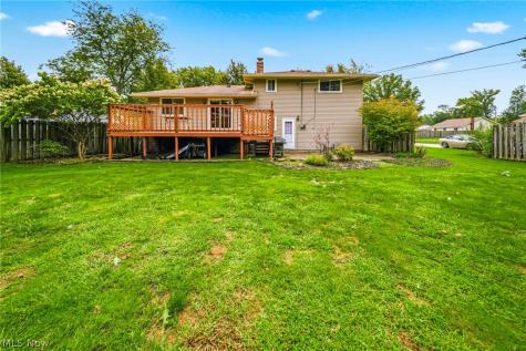 8071 Meadowdale Drive Mentor OH 44060
