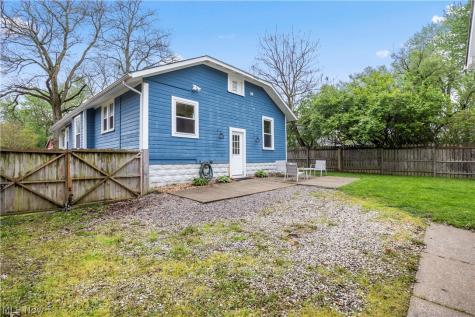 231 W Union Street Medina OH 44256