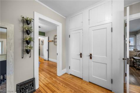 231 W Union Street Medina OH 44256