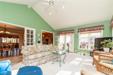 26016 Fairmount Boulevard Beachwood OH 44122