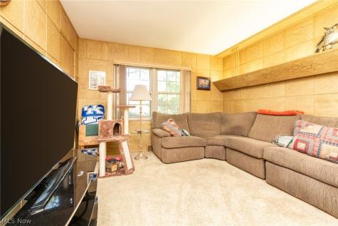 26016 Fairmount Boulevard Beachwood OH 44122