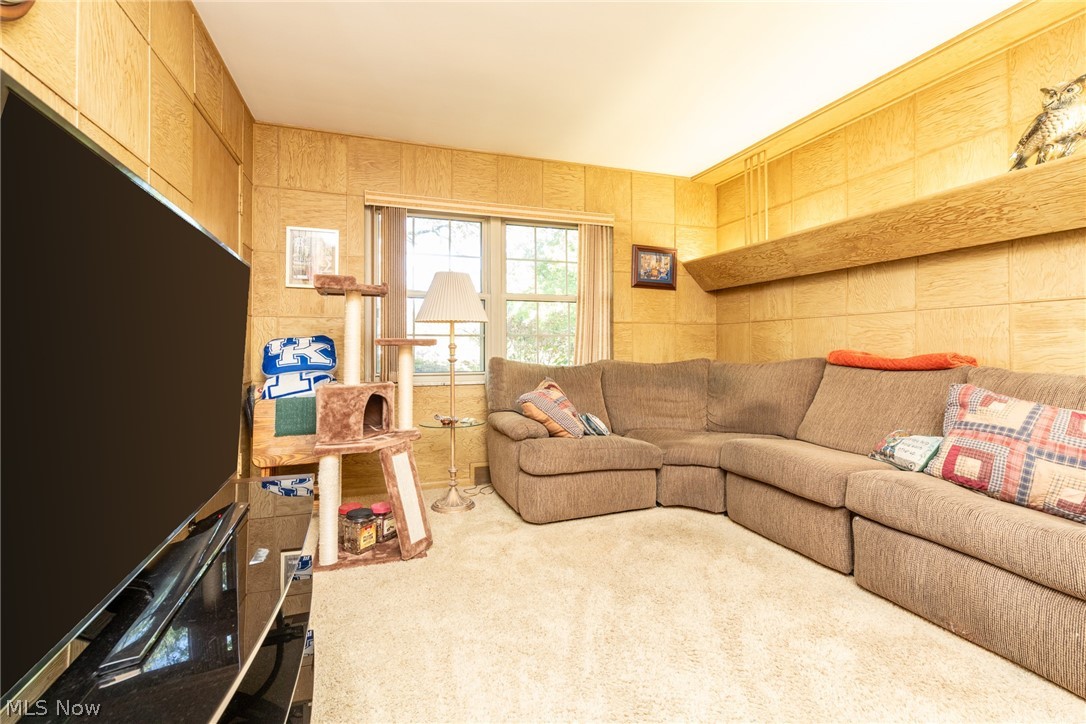 26016 Fairmount Boulevard Beachwood OH 44122