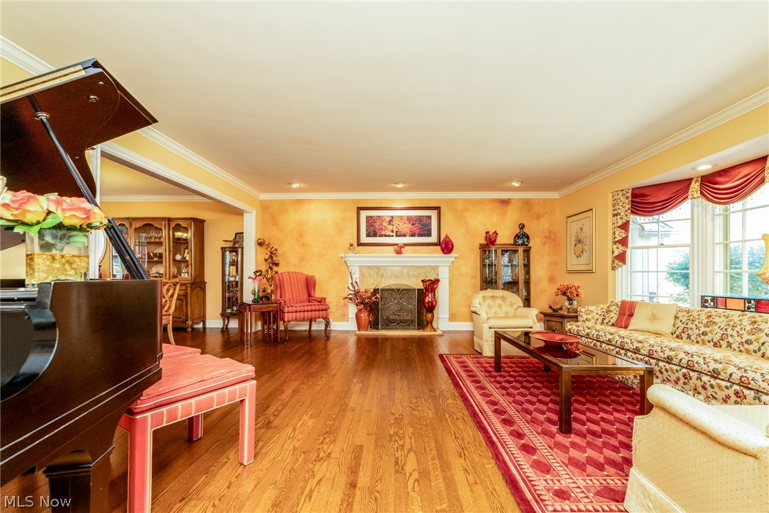 26016 Fairmount Boulevard Beachwood OH 44122