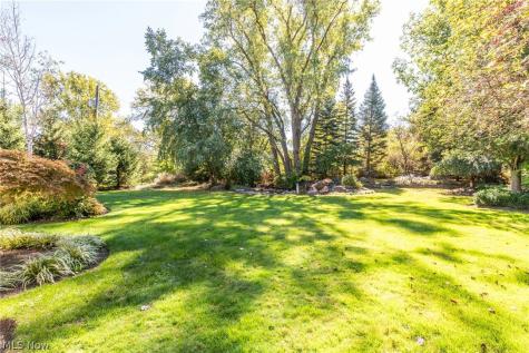 26016 Fairmount Boulevard Beachwood OH 44122