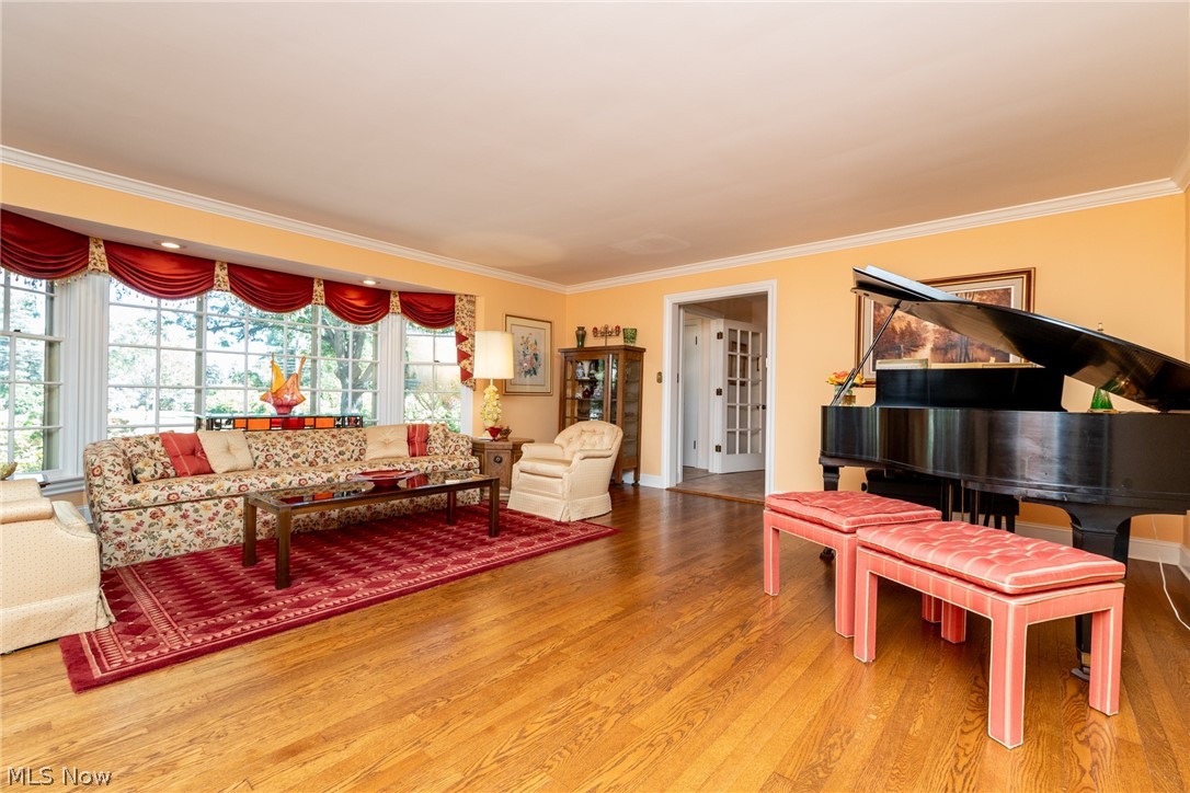 26016 Fairmount Boulevard Beachwood OH 44122