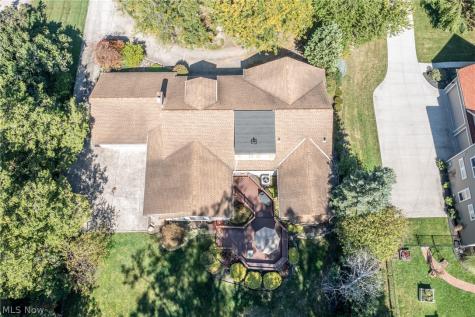 26016 Fairmount Boulevard Beachwood OH 44122