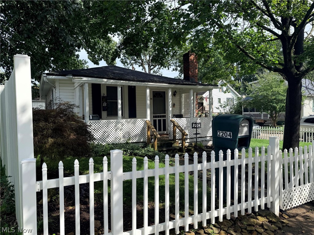 2204 Mock Drive Zanesville OH 43701