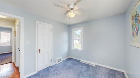 9303 S Highland Avenue Garfield Heights OH 44125