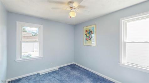 9303 S Highland Avenue Garfield Heights OH 44125