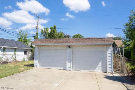 9303 S Highland Avenue Garfield Heights OH 44125
