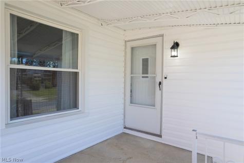 9303 S Highland Avenue Garfield Heights OH 44125