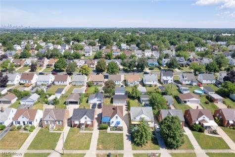 9303 S Highland Avenue Garfield Heights OH 44125
