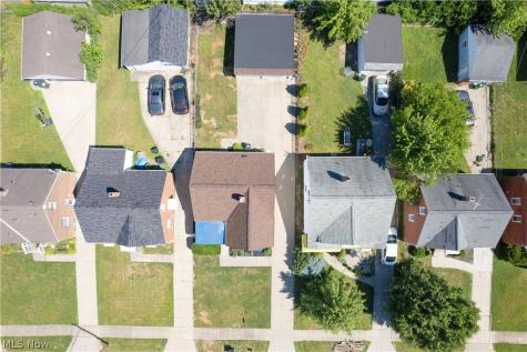 9303 S Highland Avenue Garfield Heights OH 44125