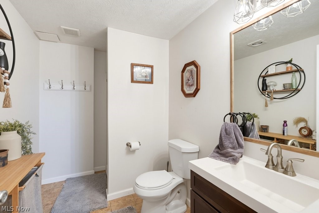 862 Dunning Road New Franklin OH 44614
