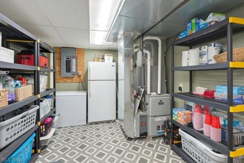 862 Dunning Road New Franklin OH 44614