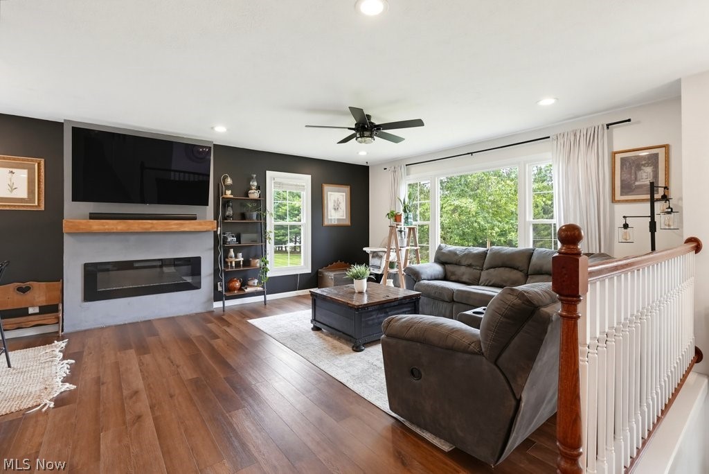 862 Dunning Road New Franklin OH 44614