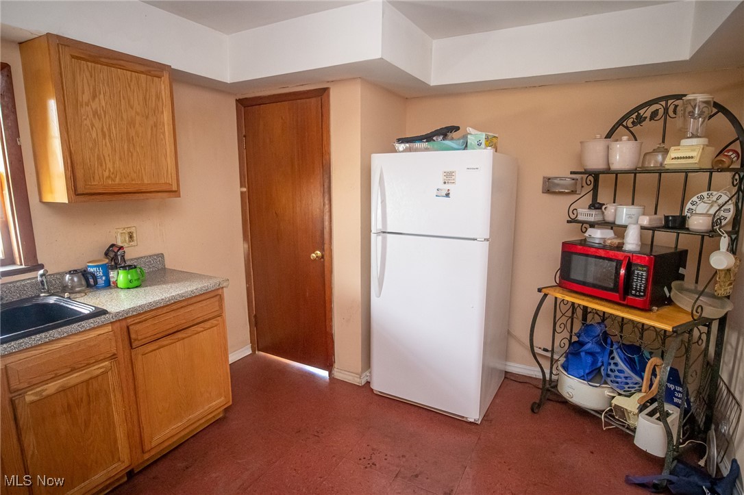 14903 Glendale Avenue Cleveland OH 44128