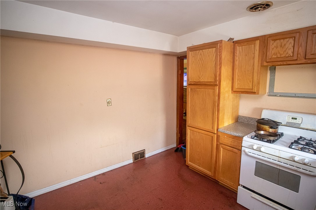 14903 Glendale Avenue Cleveland OH 44128