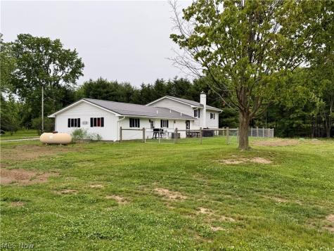 6852 Graham Road Pierpont OH 44082