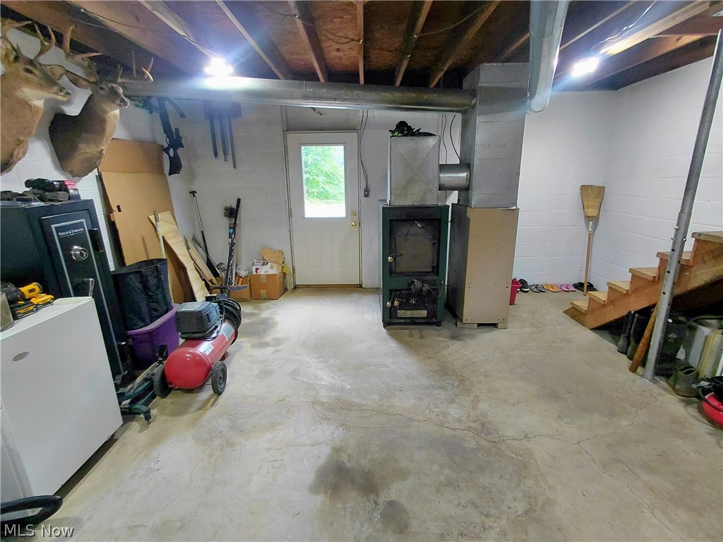 6136 Vo Ash Drive SW Carrollton OH 44615