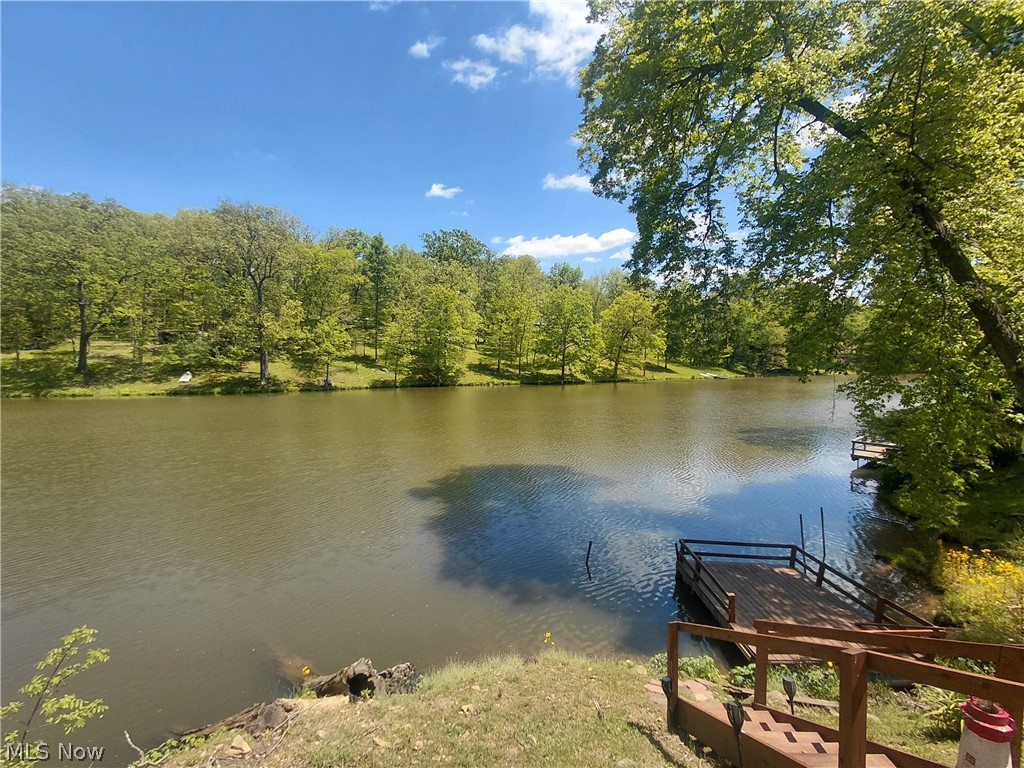 6136 Vo Ash Drive SW Carrollton OH 44615